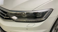 Volkswagen Passat 2.0 TDI SCR 190 R-Line 5dr DSG [Pan Rf] [7 Speed] Diesel Estate